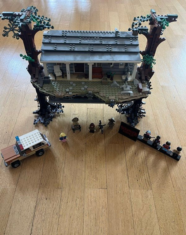 Upside House | 75810