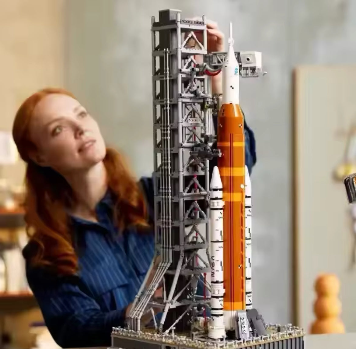 Artemis Space Launch System 10341