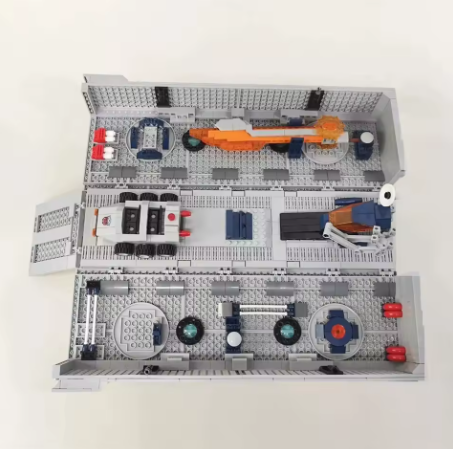 Transformable Trailer Truck 4008