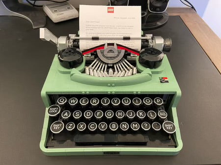 Idea Typewriter 21327