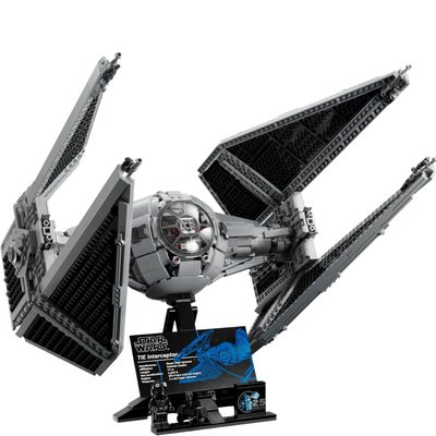 UCS Fighter Spaceship 75382