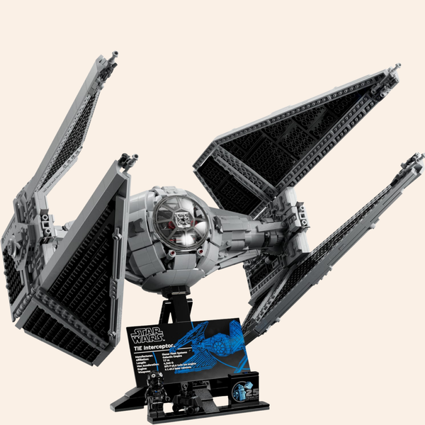 UCS Fighter Spaceship 75382
