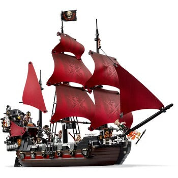 Red Queen Pirate Ship 4195