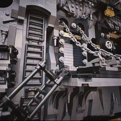 Shadowbox Cave of the Bat  76252