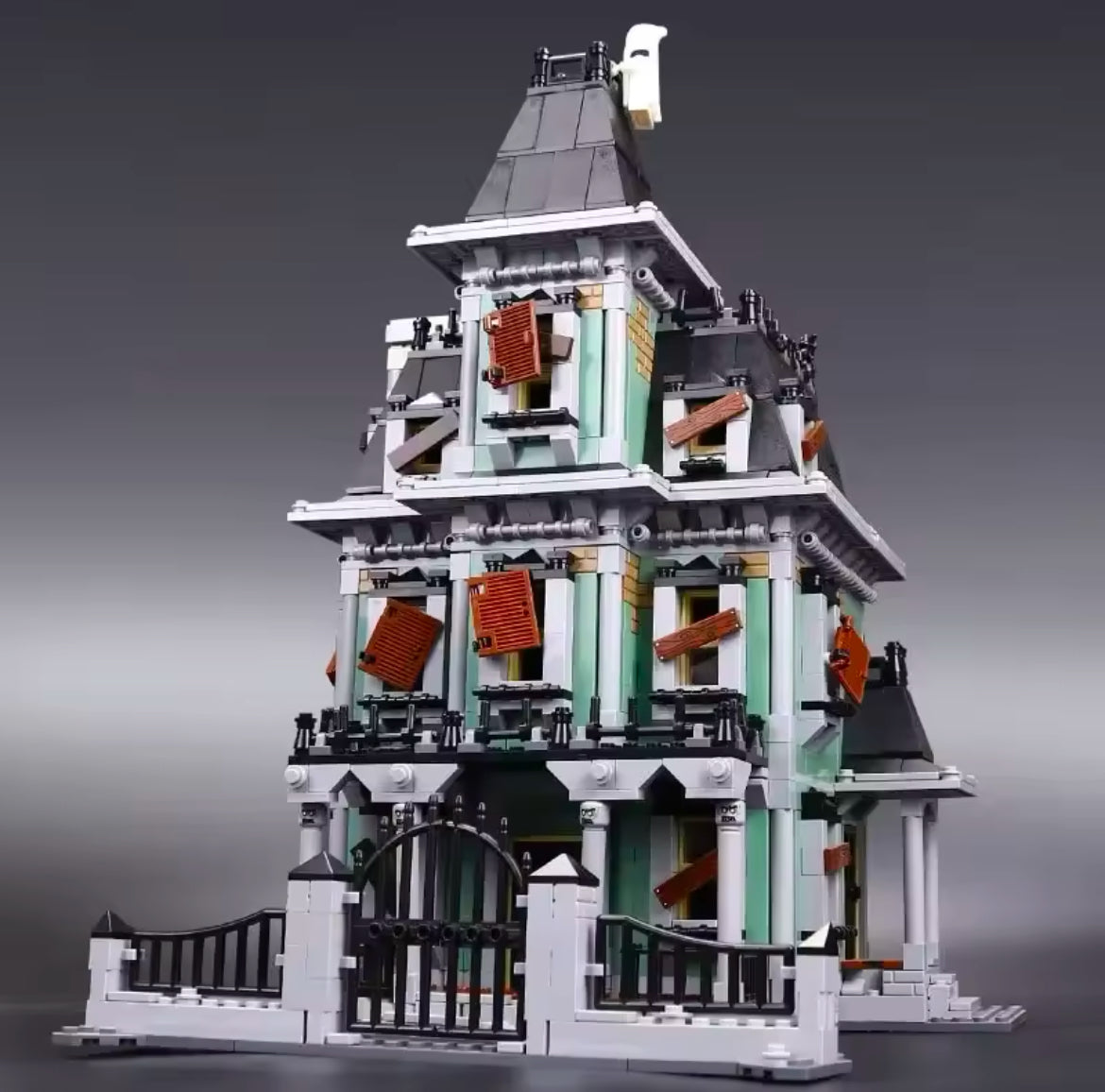 Haunted Mansion 10228