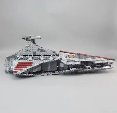 Attacker Cruiser Ship 8039