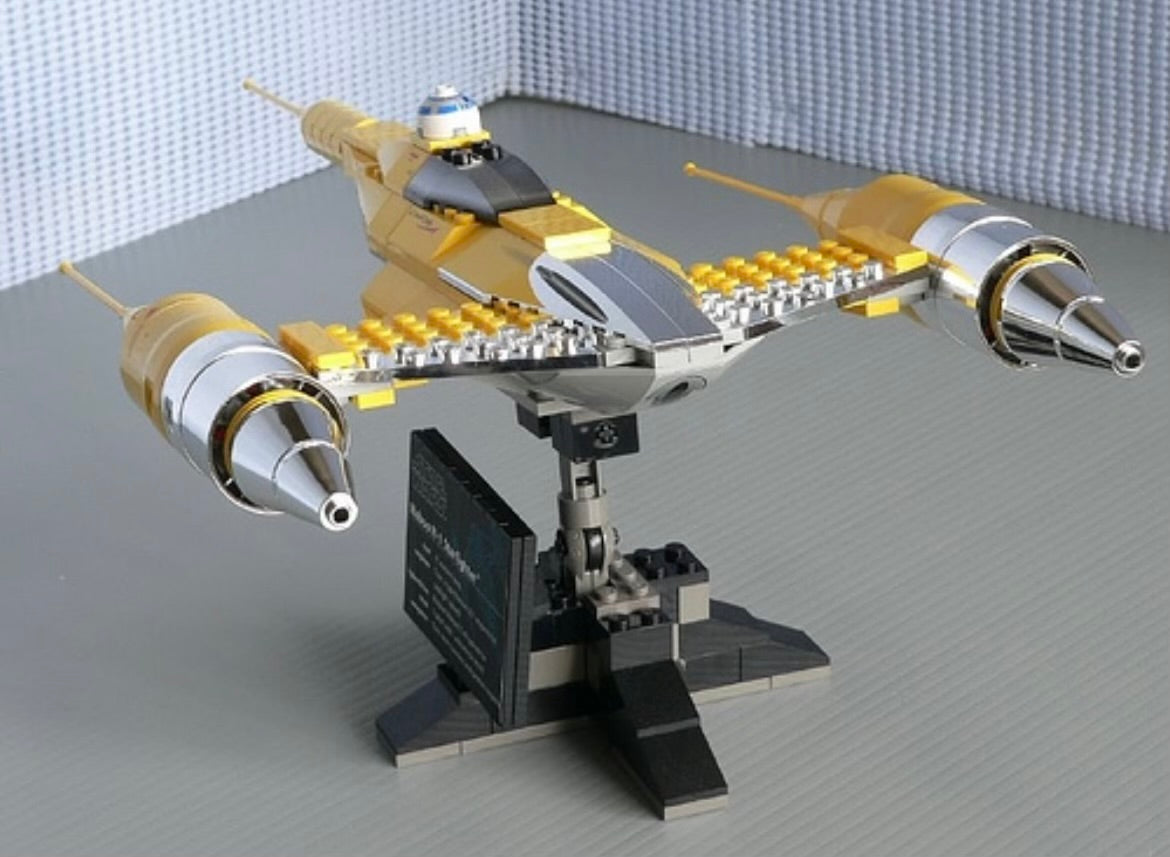 StarFighter CHROME UCS 10026-1